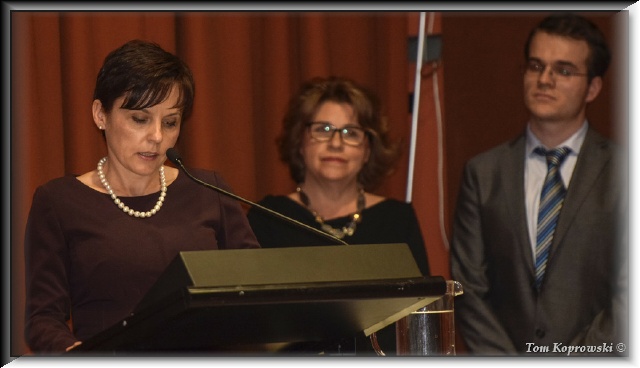 Jako pierwsza g�os na temat zas�ug Ko�ciuszki zabra�a Konsul Generalna RP Regina Jurkowska.