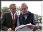 Polish Consul General Ryszard Sarkowicz (left) with Deputy Mayor of Jindabyne, John Shumack.