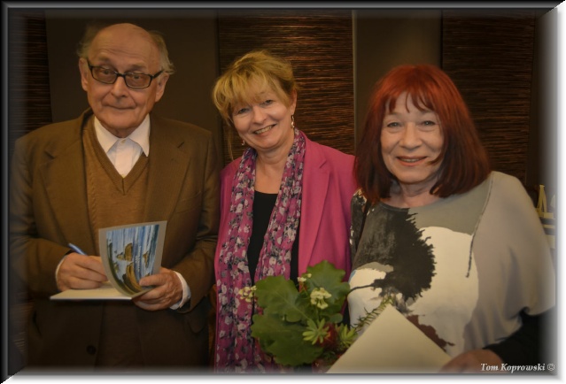 Od lewej: Marek Baterowicz, Ela Cesarski i Basia Roda�ska.
