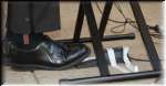 ...a dlatego, �e pedal instrumentu ucieka� piani�cie spod buta...Trzeba by�o przymocowa� plastrem!