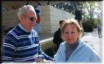 Podobno prezes Cooma Rotary Club (na zdj�ciu z �on�) a tak�e burmistrz chc�, aby�my wr�cili do Coomy za rok.